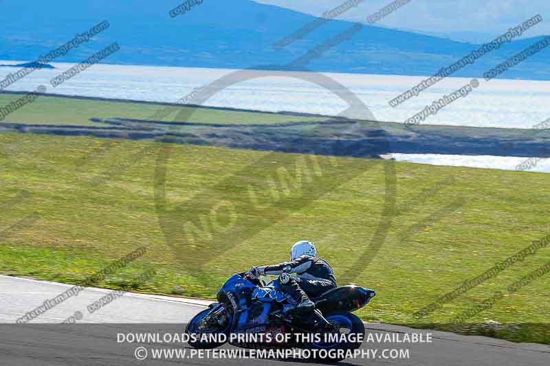 anglesey no limits trackday;anglesey photographs;anglesey trackday photographs;enduro digital images;event digital images;eventdigitalimages;no limits trackdays;peter wileman photography;racing digital images;trac mon;trackday digital images;trackday photos;ty croes